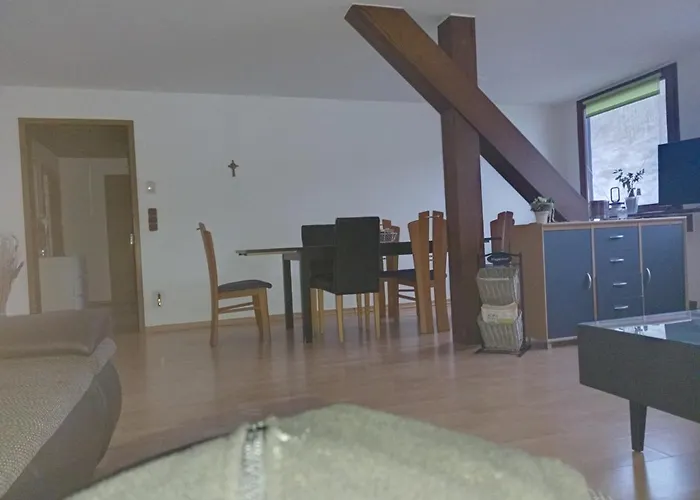 Zentrale Mit Blick Auf Paulinskirche *